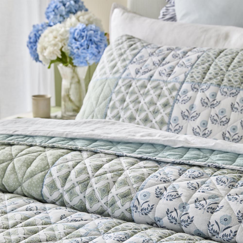MyHouse Harriet Coverlet Set