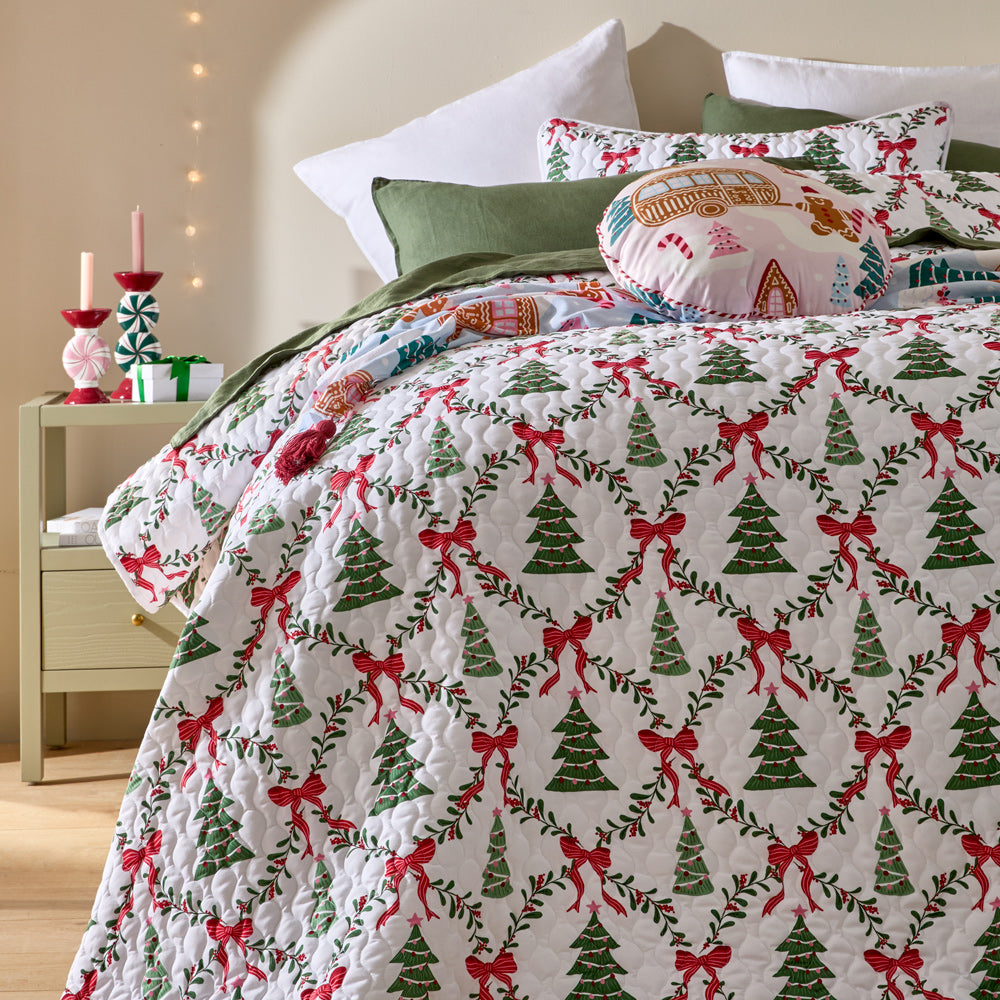 Adorn Living Merry Xmas Coverlet