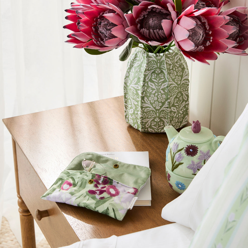 Fleur & Field Glasses Case