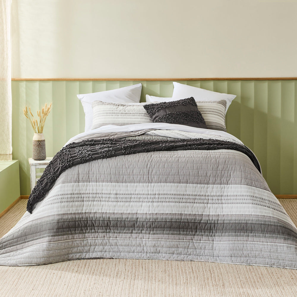 MyHouse Arthur Coverlet Set