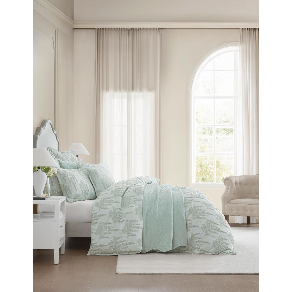 Private Collection Wisteria Quilt Cover Set