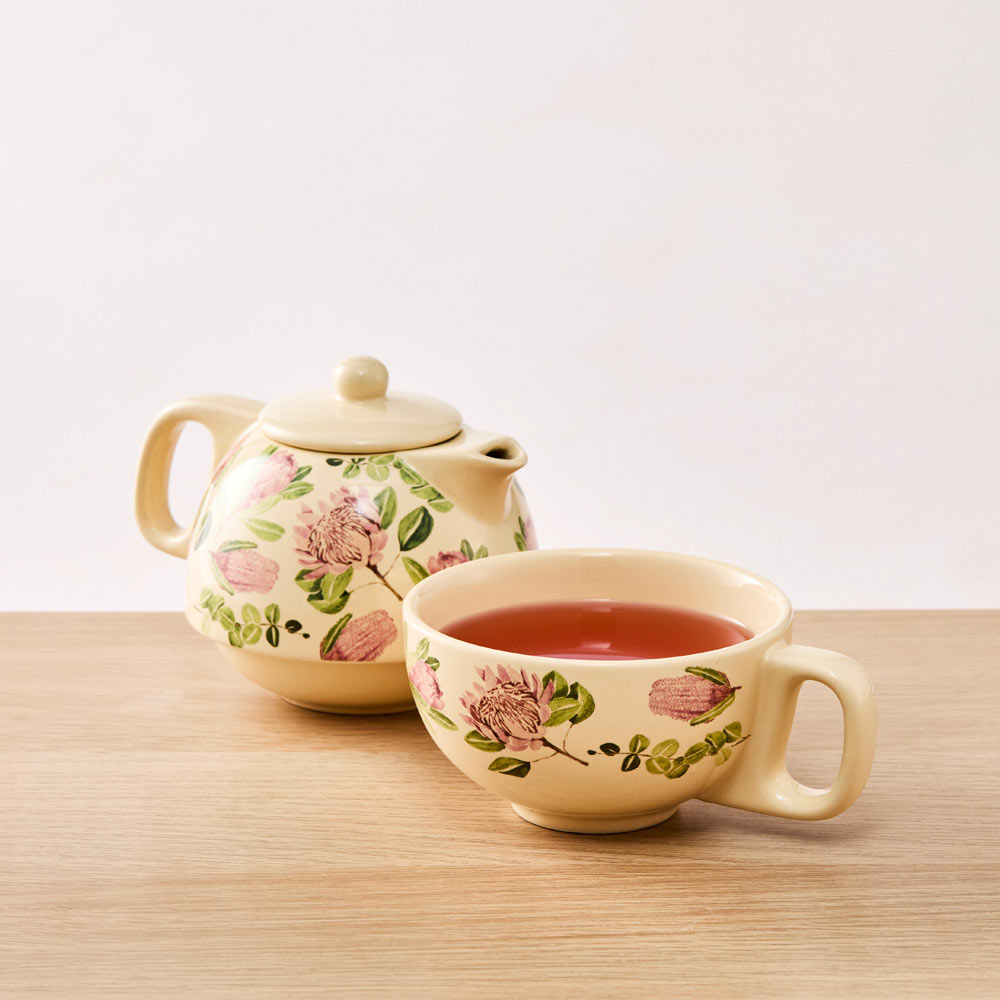 Alex Liddy Posy Tea For One Set cream with pink flowers at House