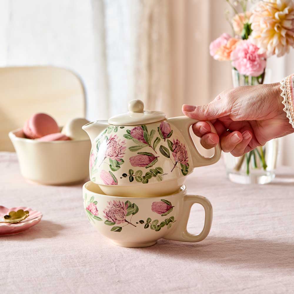 Woman holding Alex Liddy Posy Tea For One Set at House