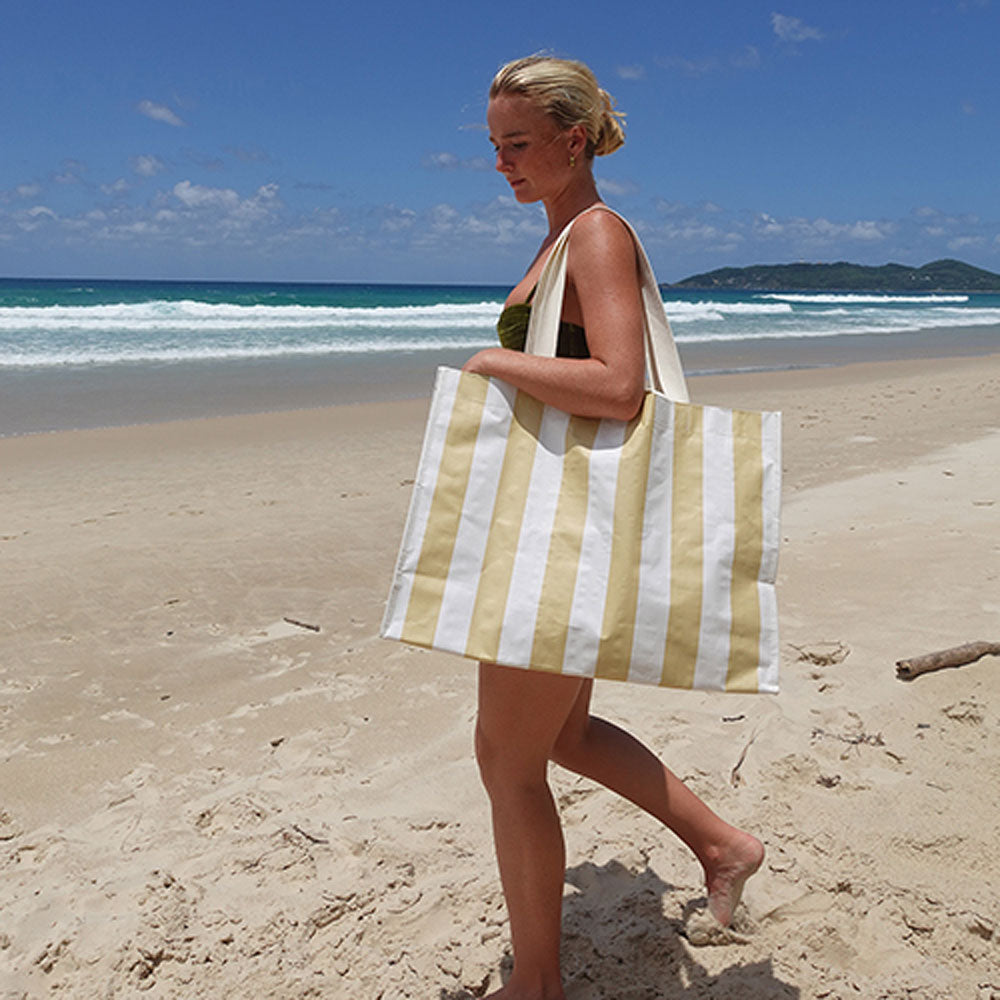 SUNNYLiFE Carry All Beach Bag