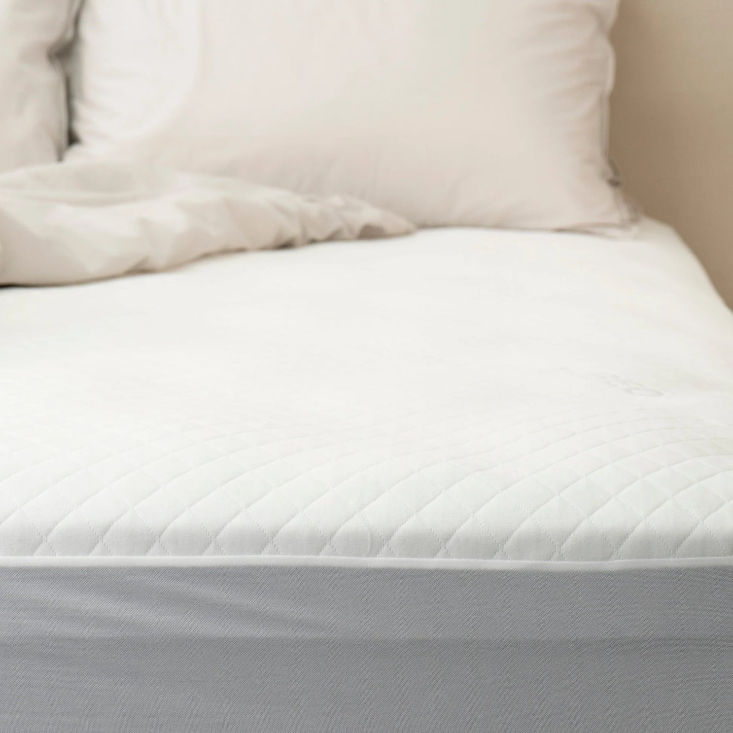 Protect-A-Bed Cumulus Cotton Jacquard Mattress Protector