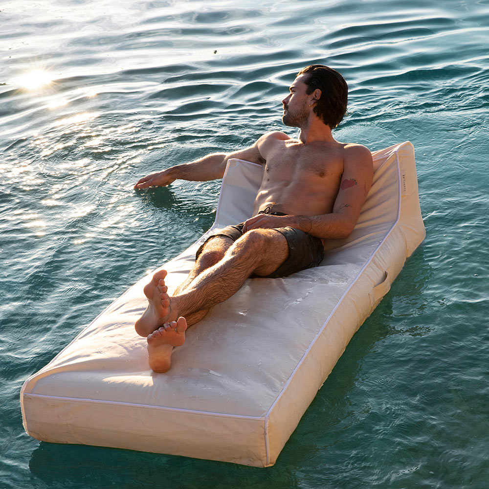 SUNNYLiFE Luxe Lie-On Lounger Casa Blanca