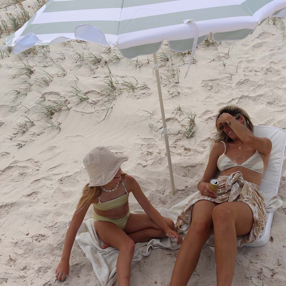 SUNNYLiFE Compact Beach Umbrella