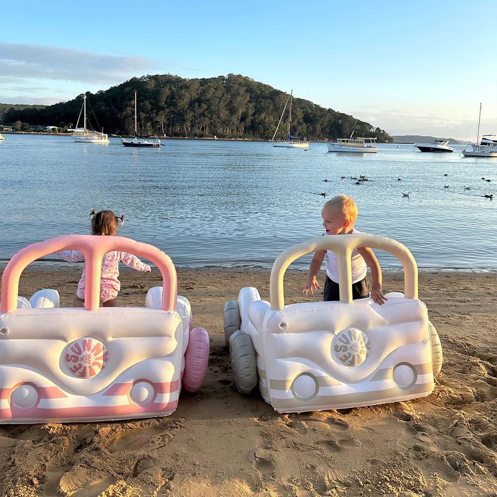 SUNNYLiFE Kids Sleepover Bed Summer Van pink