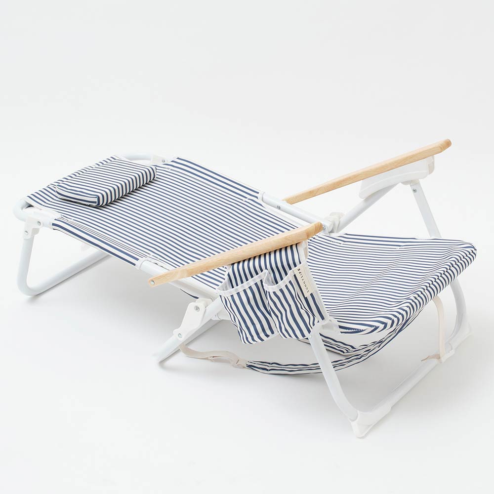 SUNNYLiFE The Resort Luxe Beach Chair Coastal Blue