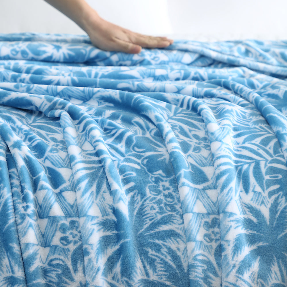 Tommy Bahama Home Lanikai Fronds Throw