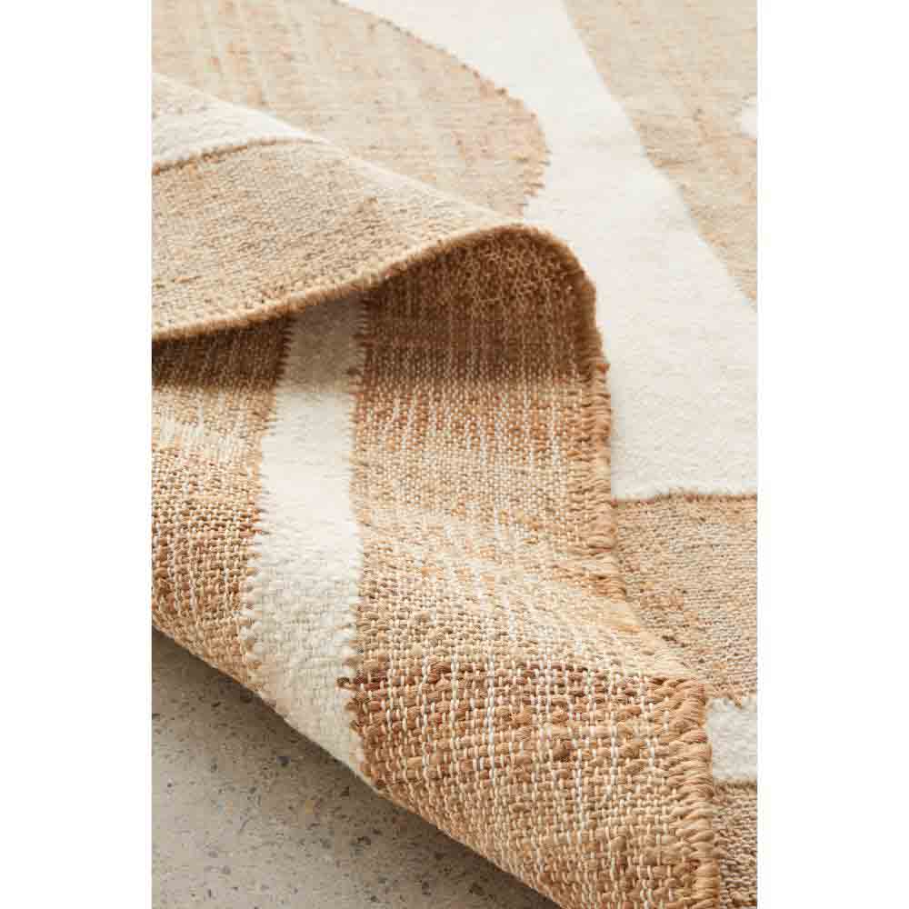 Natural beige wool jute bohemian rug detail image - House