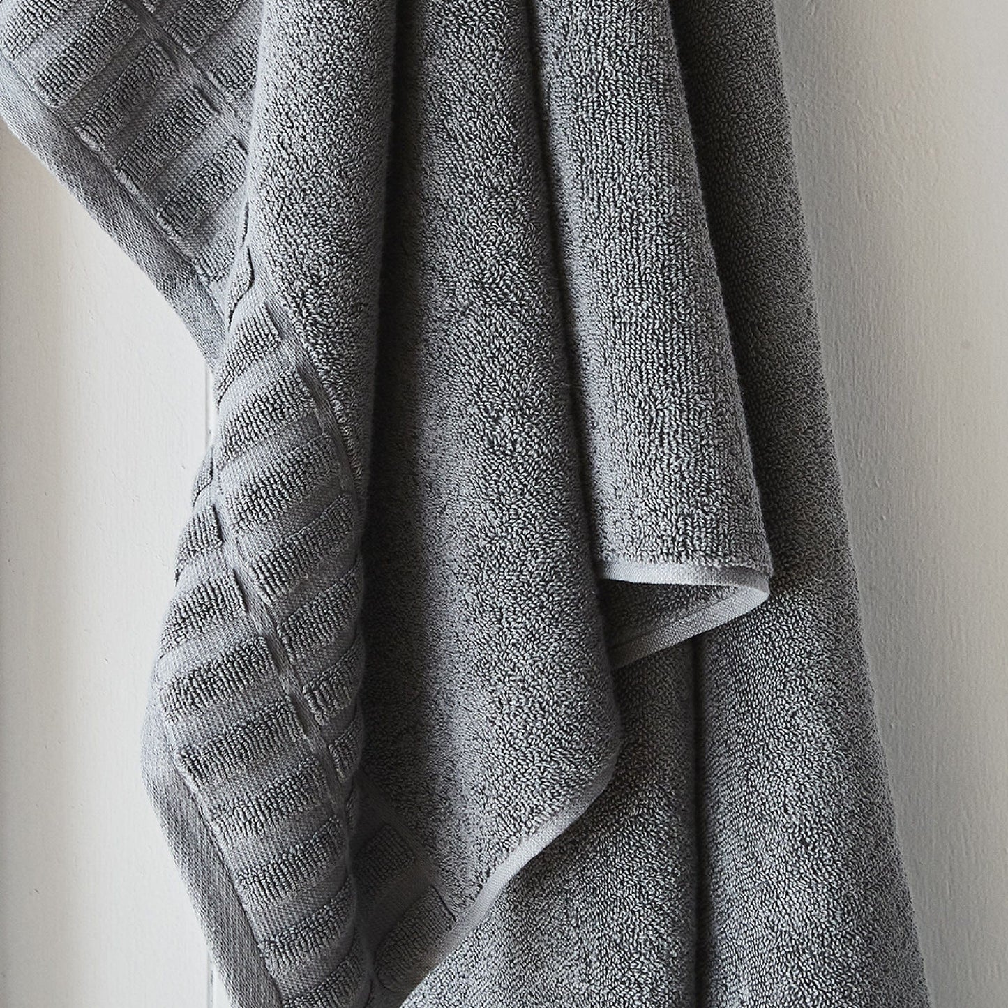 Alex Liddy Towel Range