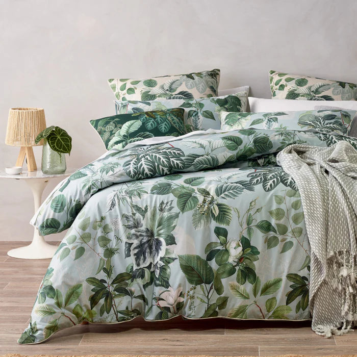 Lorraine Lea Greenwood Queen Bed Quilt Cover Set