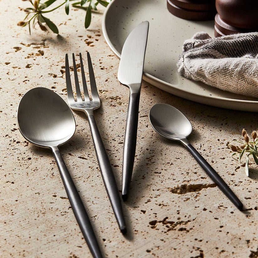 Alex Liddy Share 16 Piece Cutlery Set Black House
